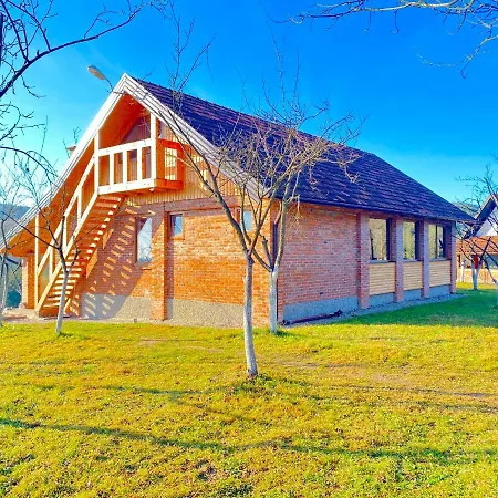 Holiday home Vikend Na Ozrenu *