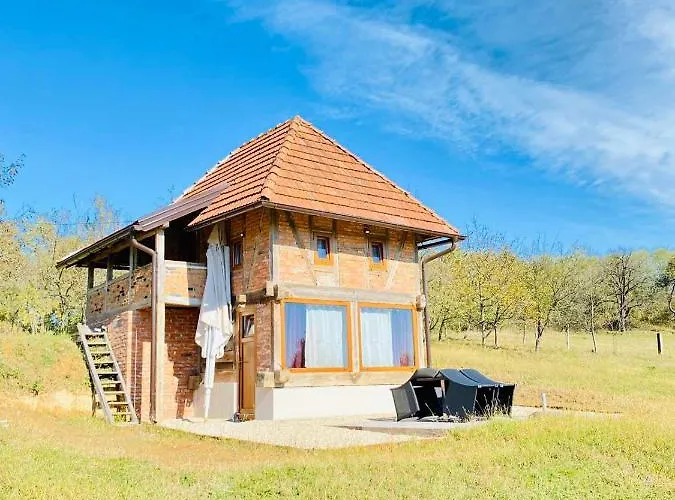 Holiday home Vikend Na Ozrenu Petrovo